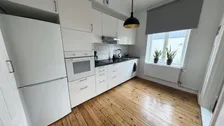 Genomgående tvåa med högt i tak bild 3