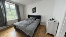 Genomgående tvåa med högt i tak bild 4